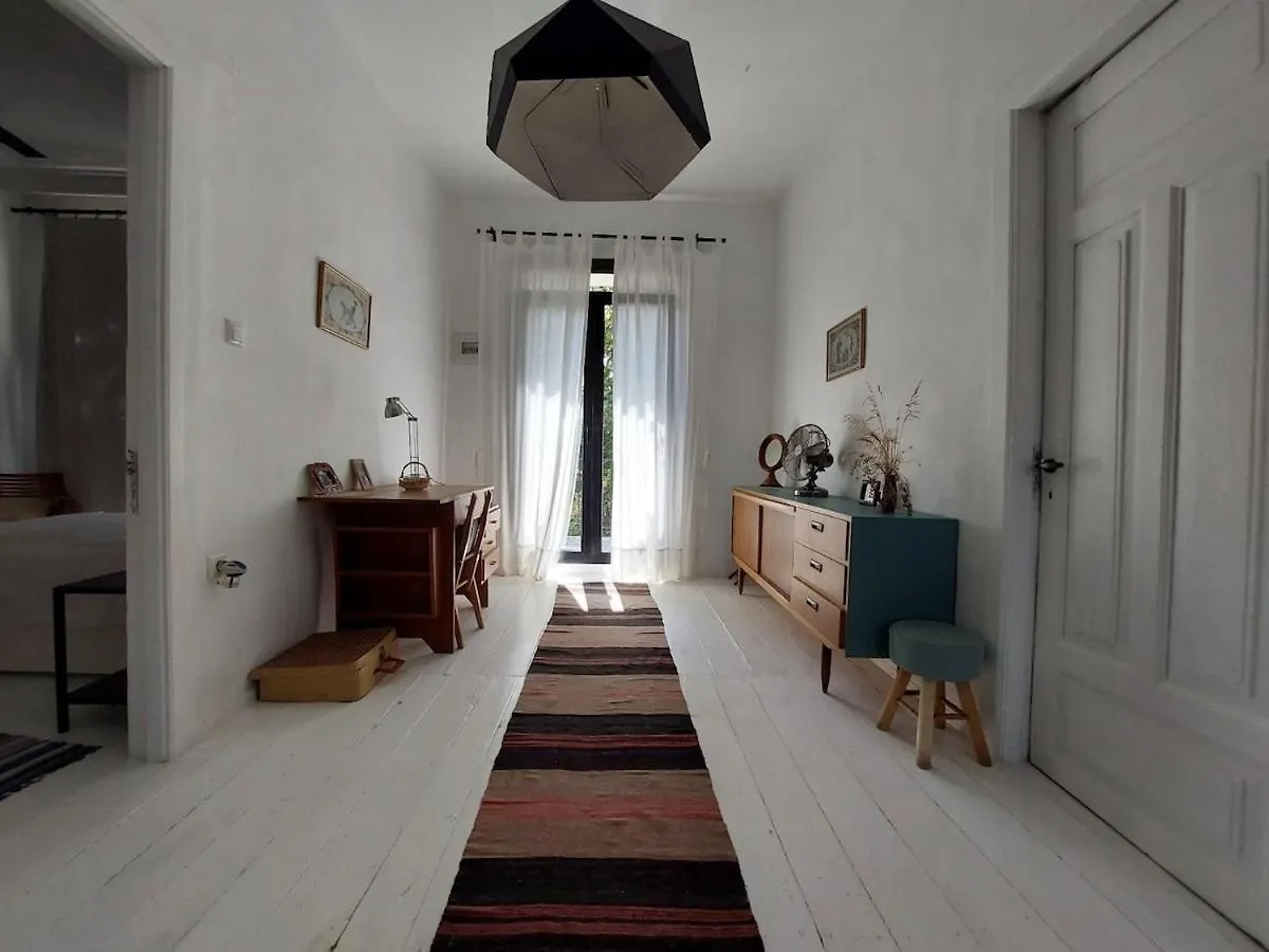 Nikiti 'S Old Town Traditional House 0*, ניקיטי