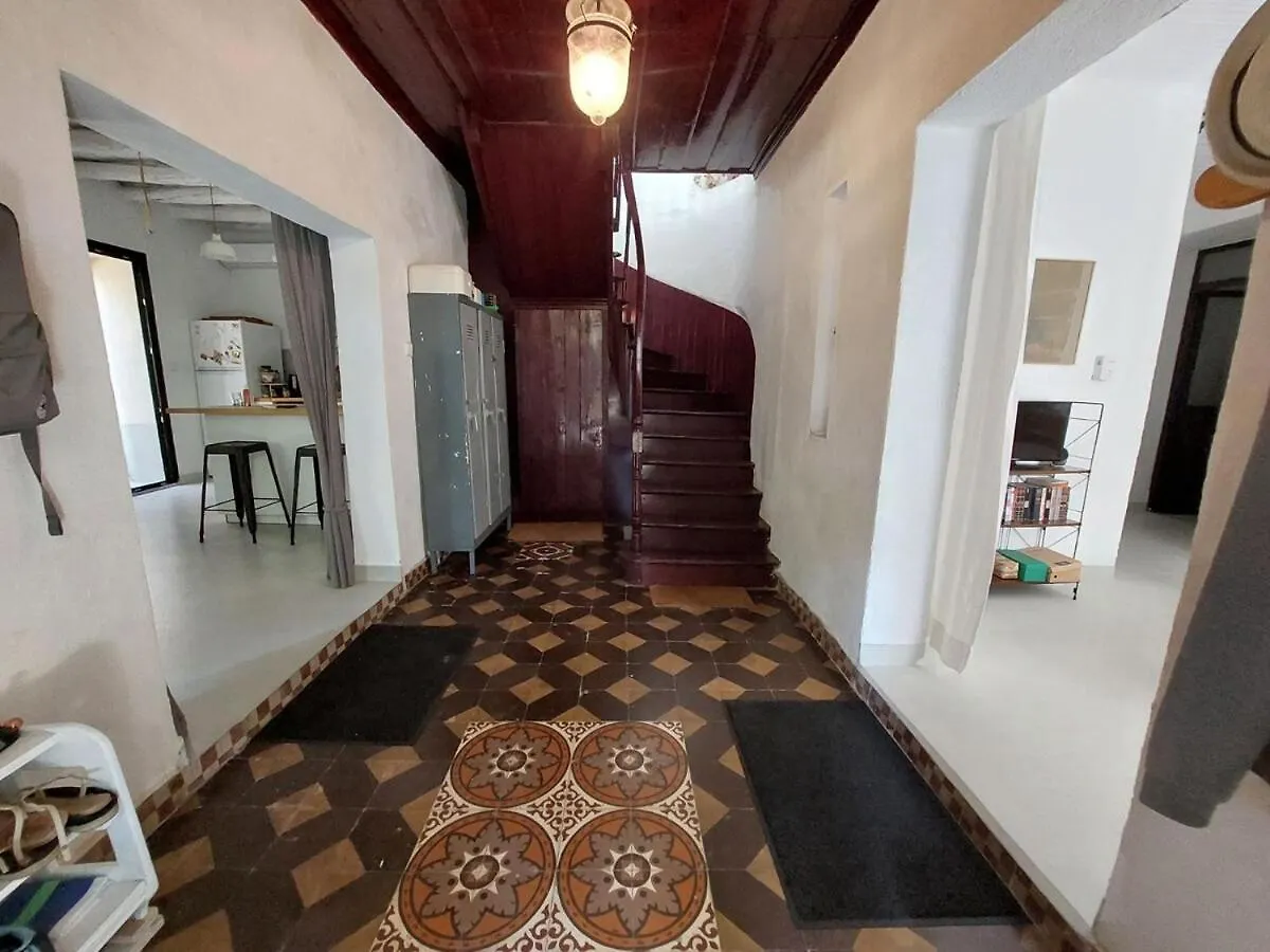 בית נופש Nikiti 'S Old Town Traditional House